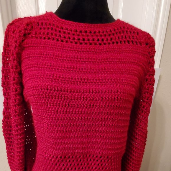 Crochet handmade red sweater, 100% acrylic. - Picture 2 of 6